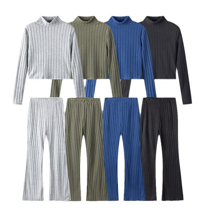 Women's knitwear set with a high-necked design and relaxed fit NOVAE