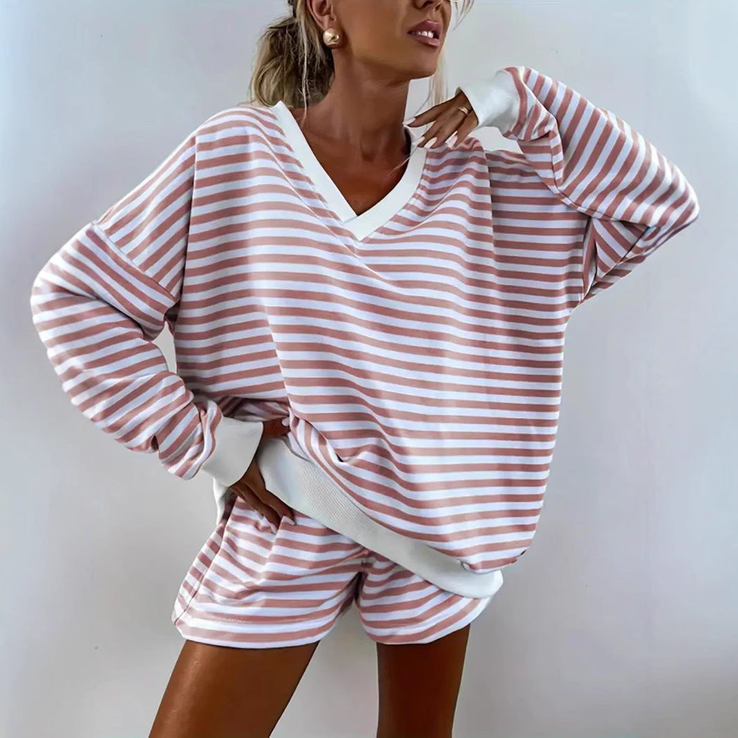 Women's sporty striped top with short shorts NOVAE