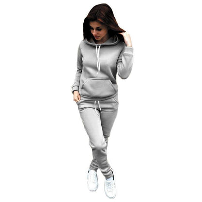 Women's tracksuit with a relaxed fit and practical pockets NOVAE