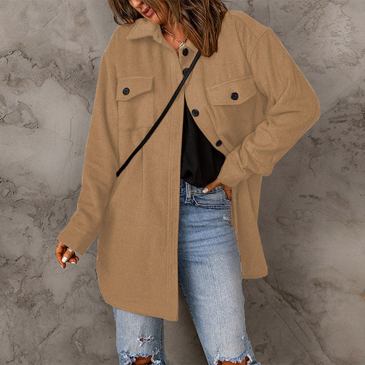 Women's versatile oversized shirt jacket with patch pockets and button closure NOVAE