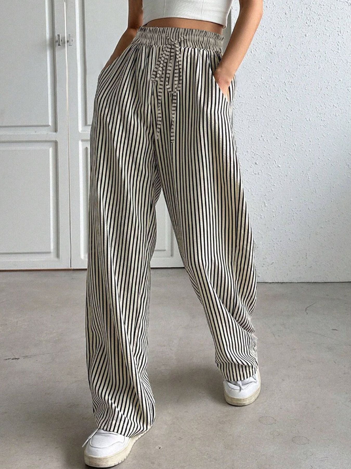 Women's wide-leg striped trousers with elasticated waistband and practical pockets NOVAE