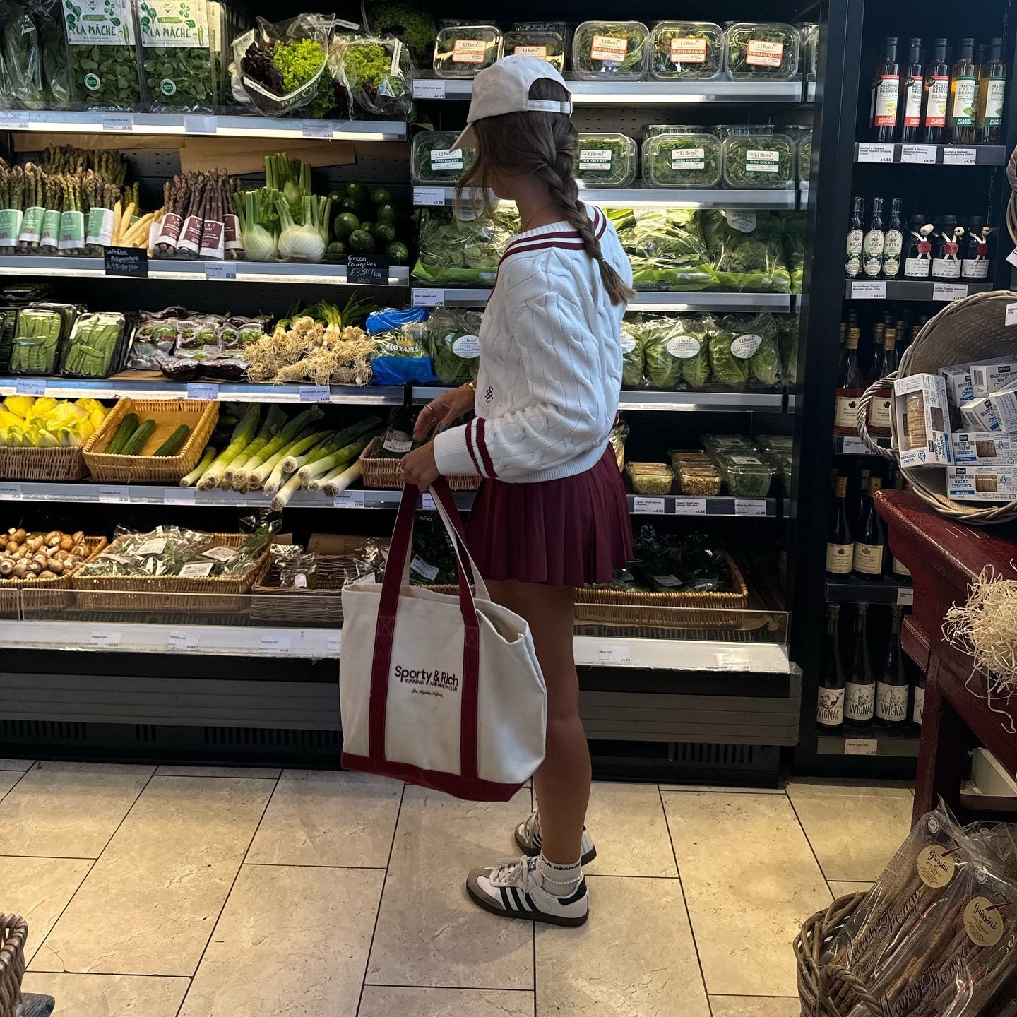 Women's casual V-neck knit sweater made of high-quality cotton NOVAE