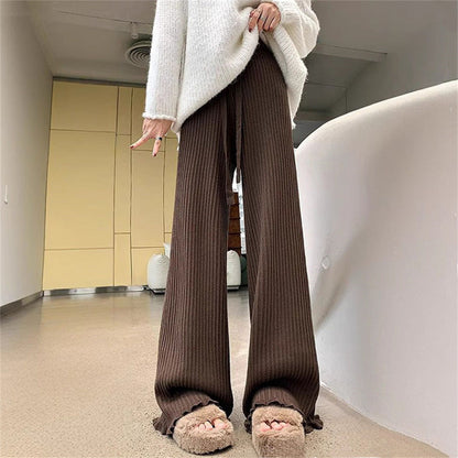 Women's Flowing Knit Trousers with Soft Material and Elegant Hem NOVAE