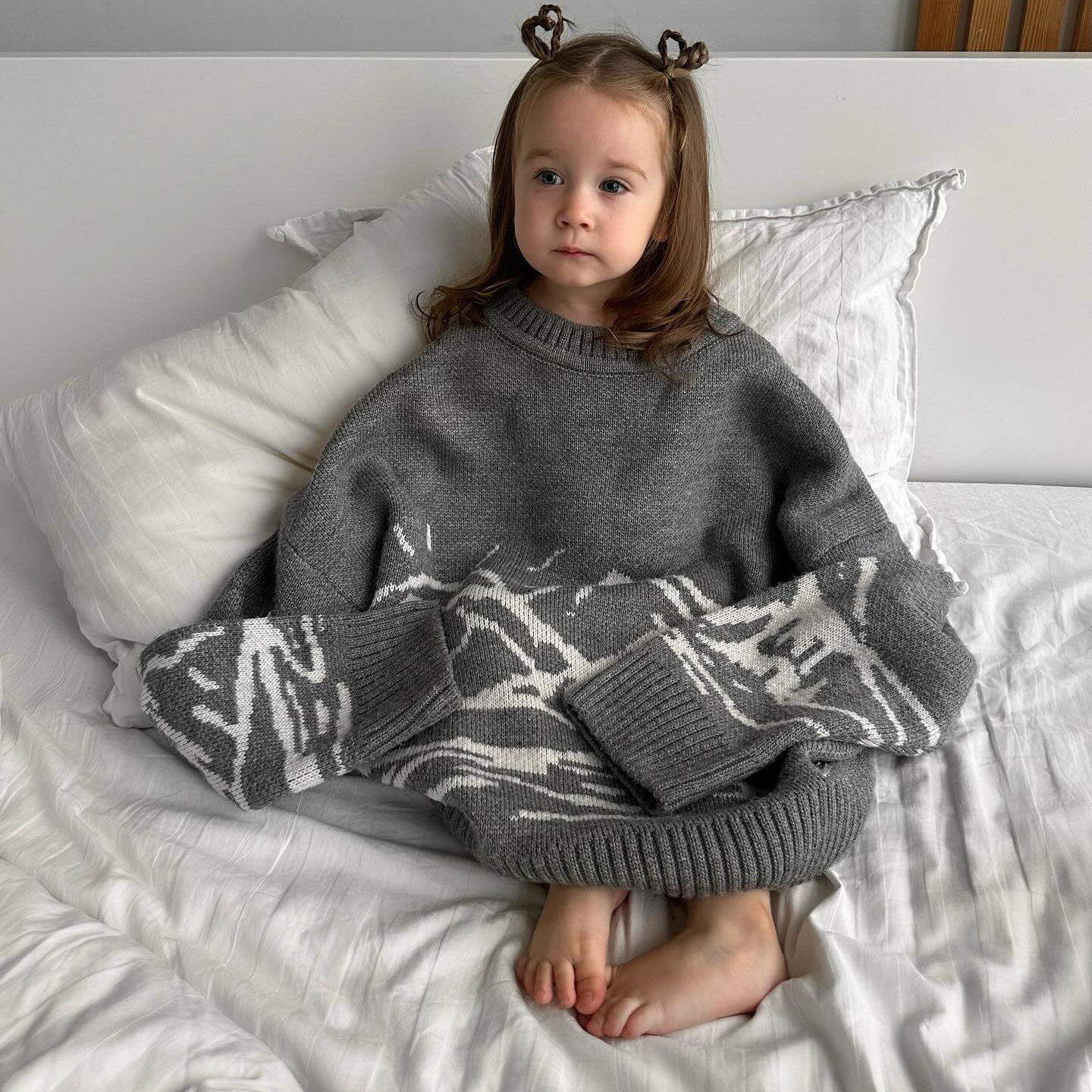 Women's chunky knit sweater with artistic landscape design NOVAE