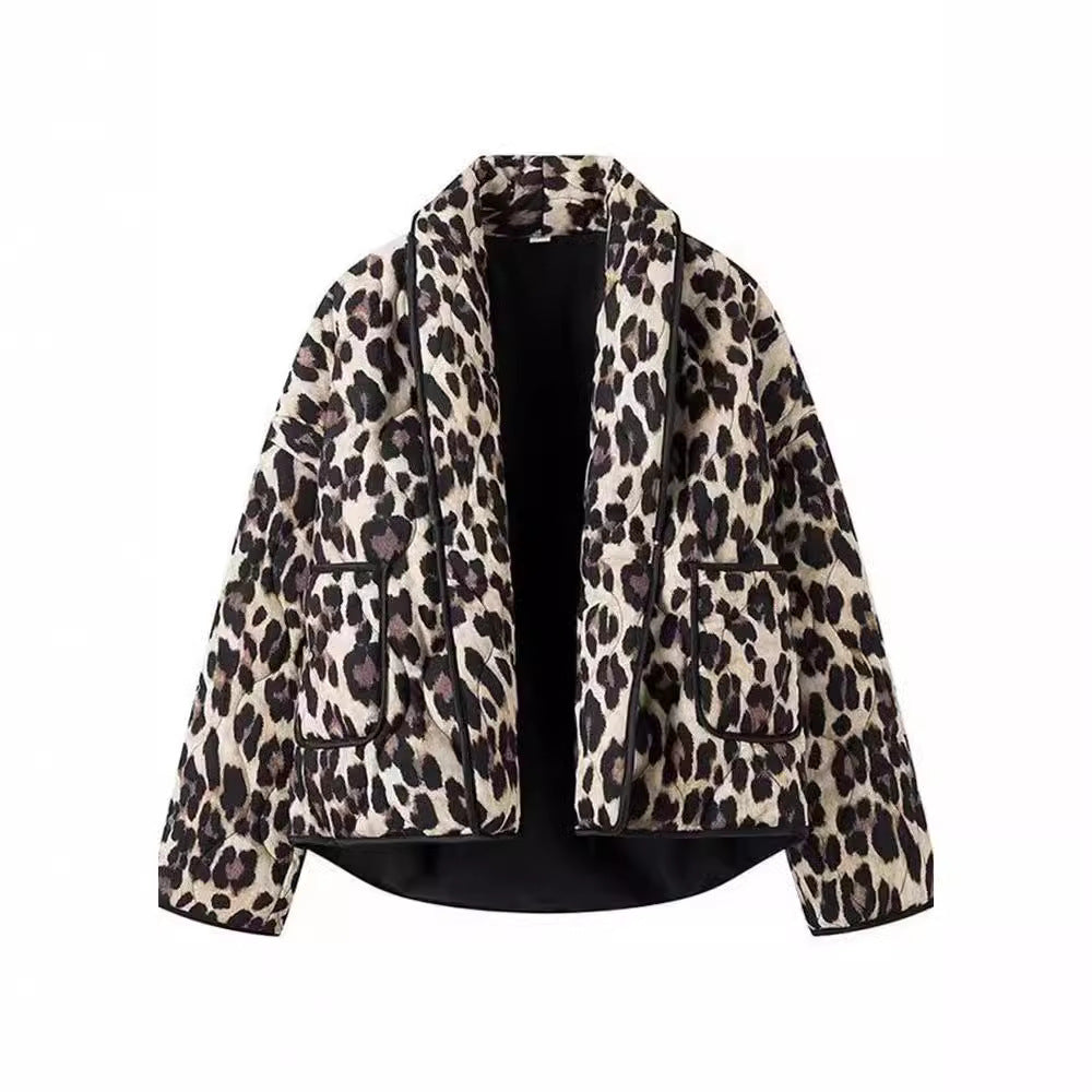 Women's fashionable leopard print jacket with elegant piping details NOVAE