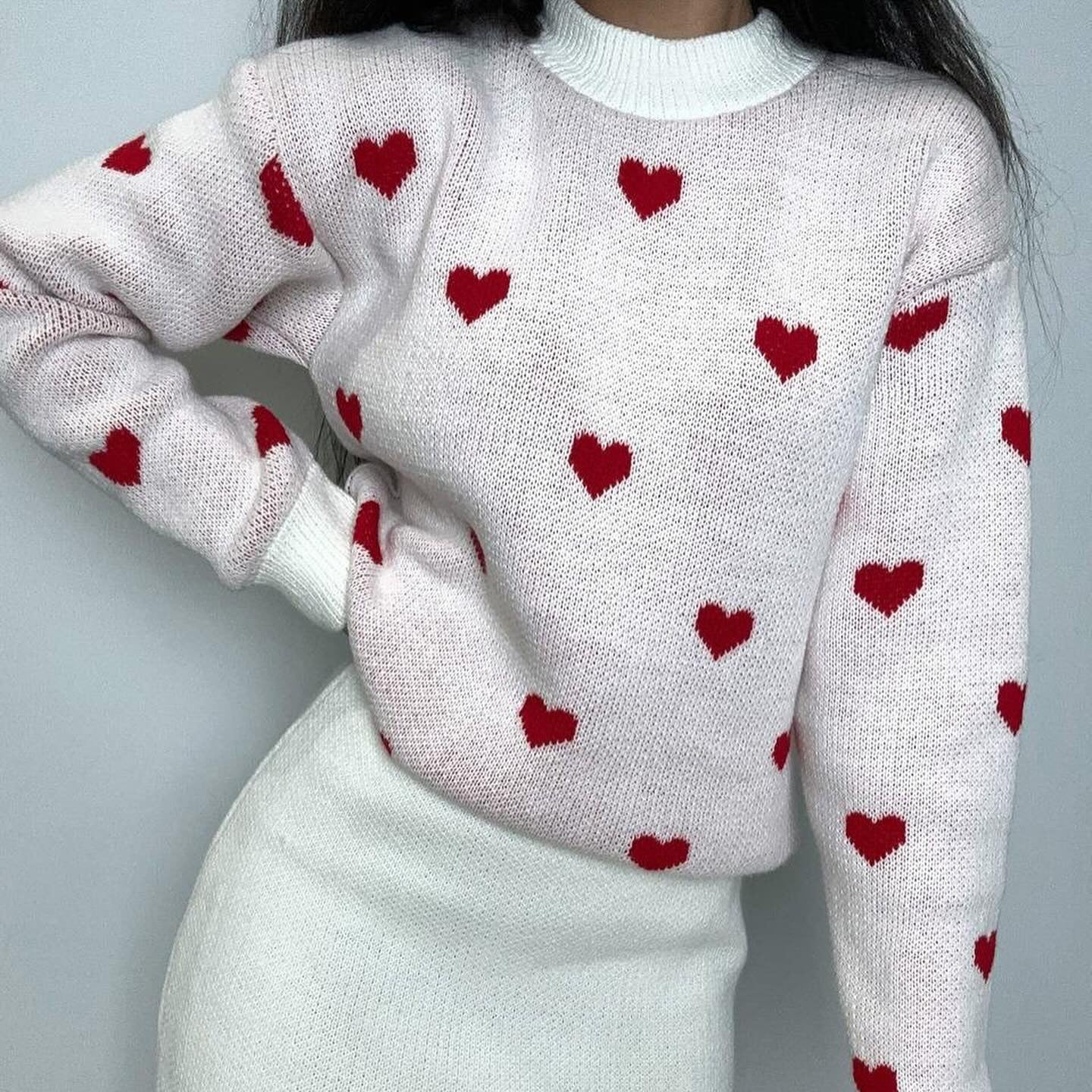 Women's casual knit sweater with heart motif NOVAE