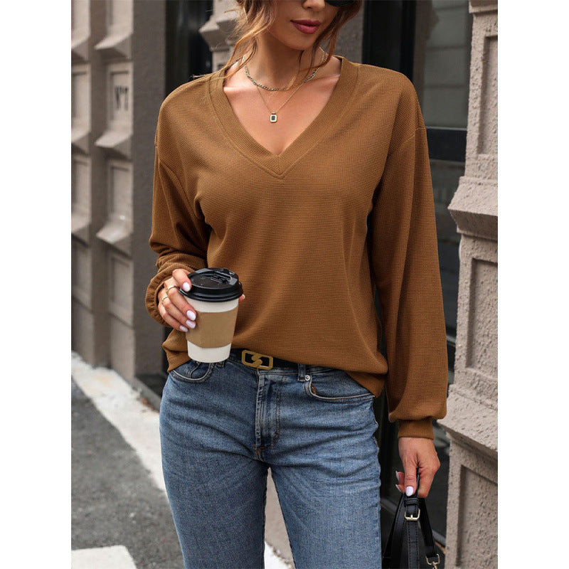 Women's casual V-neck sweater with textured design NOVAE