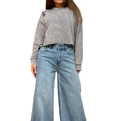 Women's casual, oversized sweatshirt with fashionable cut-outs NOVAE