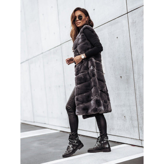 Women's long-haired coat made of cuddly faux fur with a quilted design NOVAE