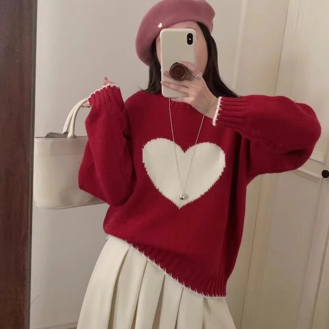 Women's trendy sweater with heart motif and relaxed fit NOVAE