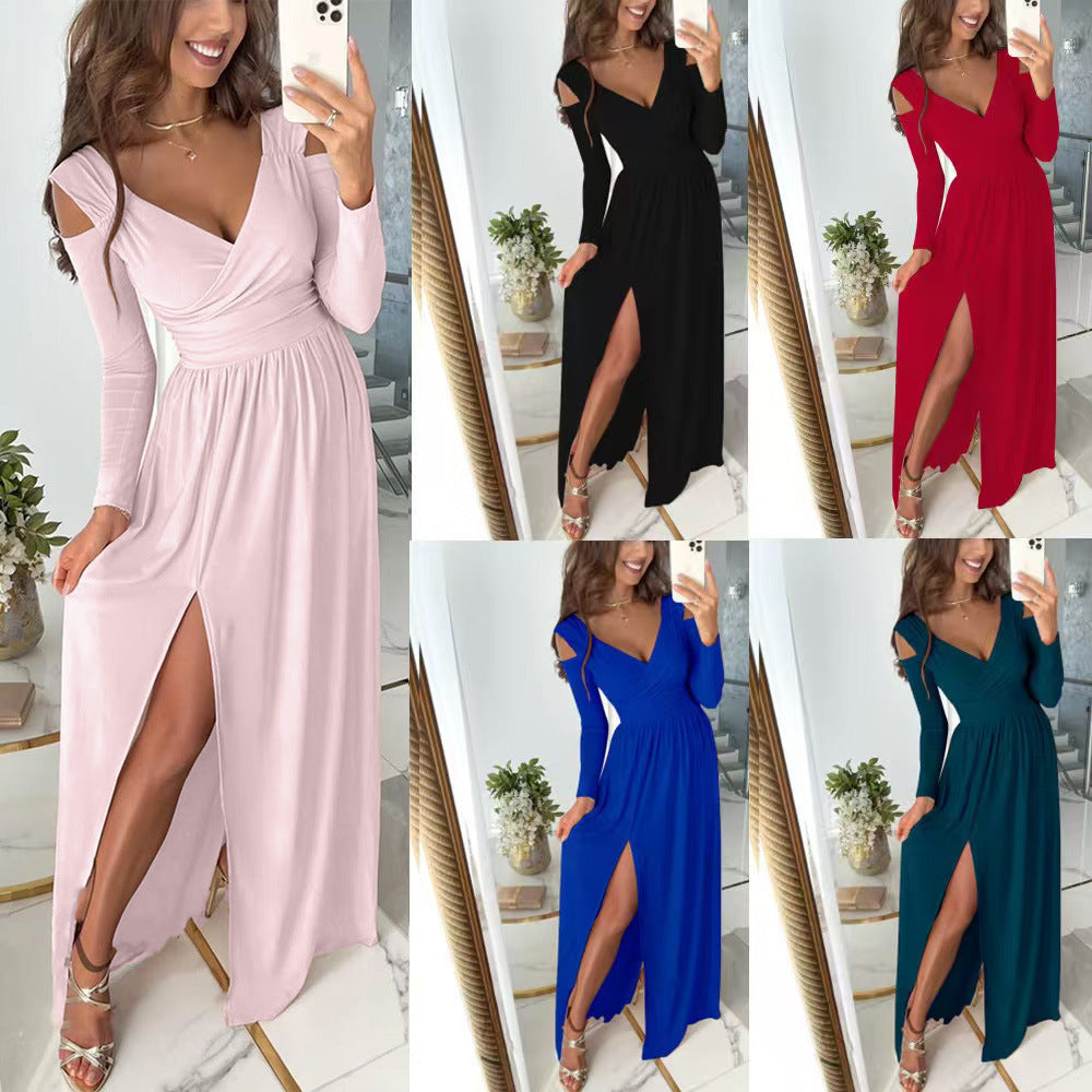 Women's maxi dress with a figure-hugging cut and elegant sleeves NOVAE
