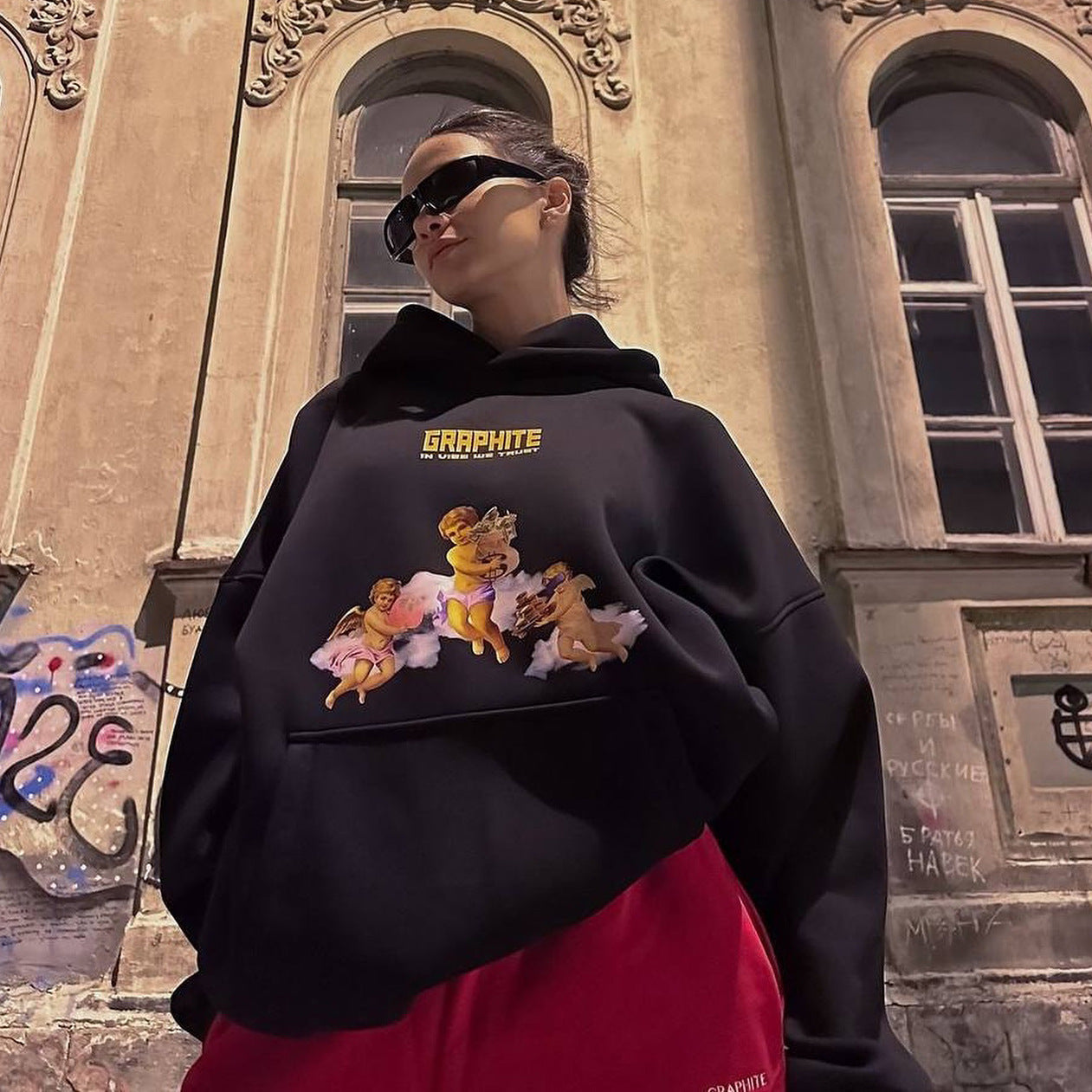 Women's oversized hoodie with creative print and relaxed fit NOVAE