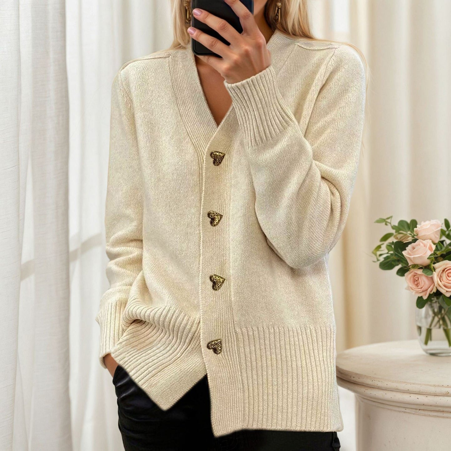 Women's cardigan with heart buttons and a relaxed fit NOVAE