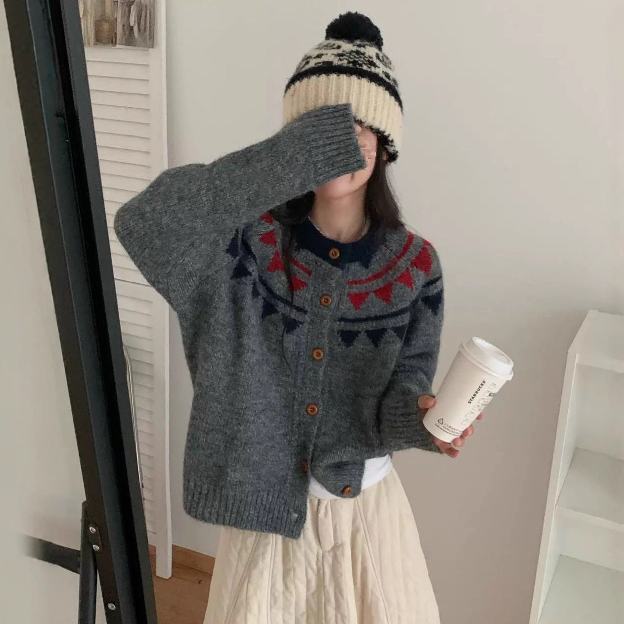 Women's chunky knit cardigan with elaborate color pattern and comfortable button closure NOVAE