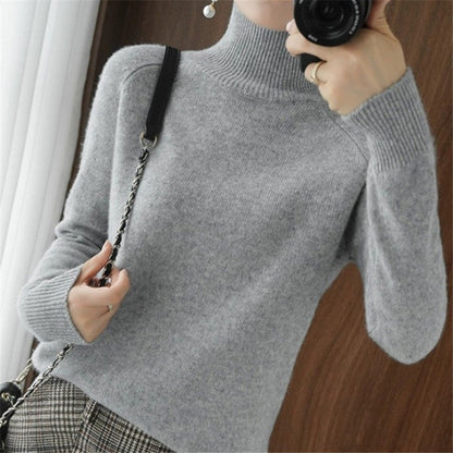 Women's soft roll-neck sweater made of fine merino wool NOVAE