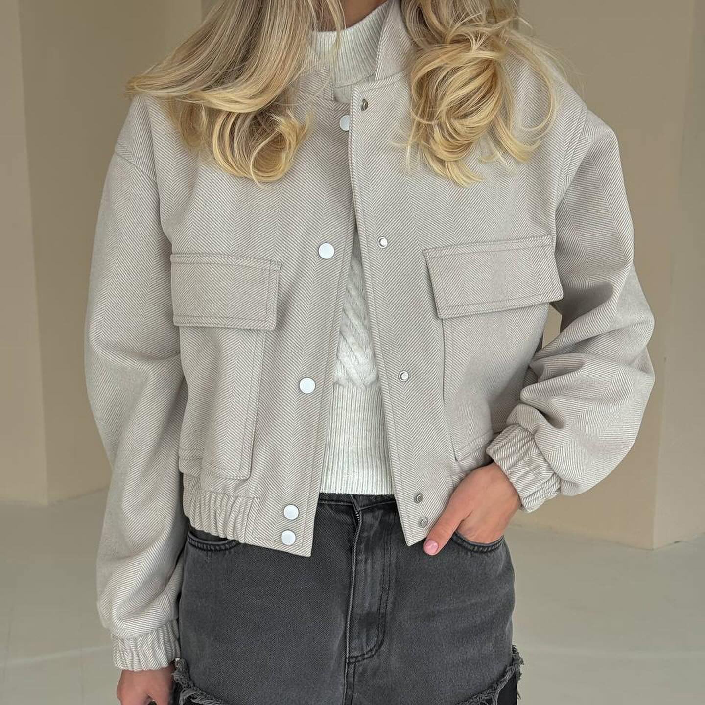 Women's casual jacket with practical pockets and elasticated cuffs NOVAE