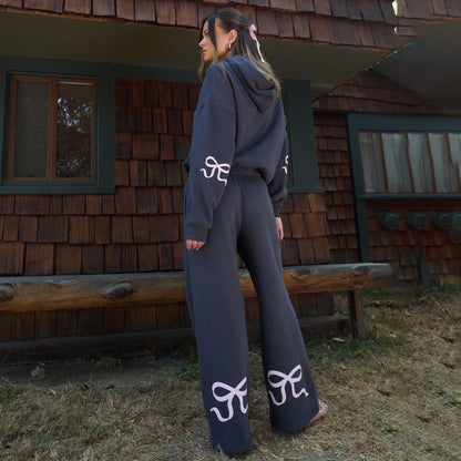 Women's casual tracksuit with high comfort and graphic accents NOVAE