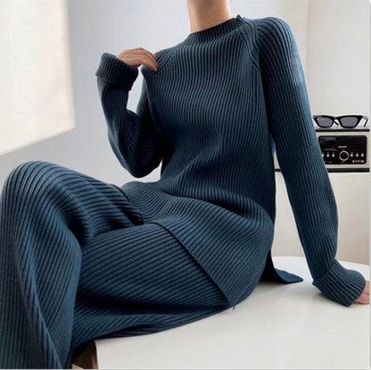Women's knitted ensemble with a wide cut and elegant design NOVAE