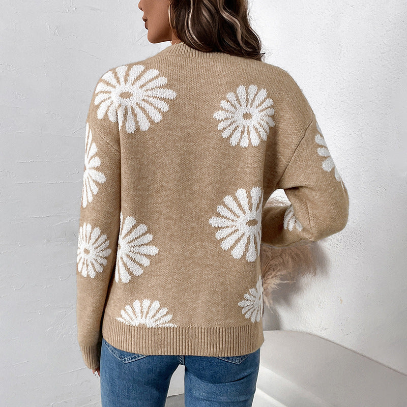 Women's knitted sweater with floral design NOVAE