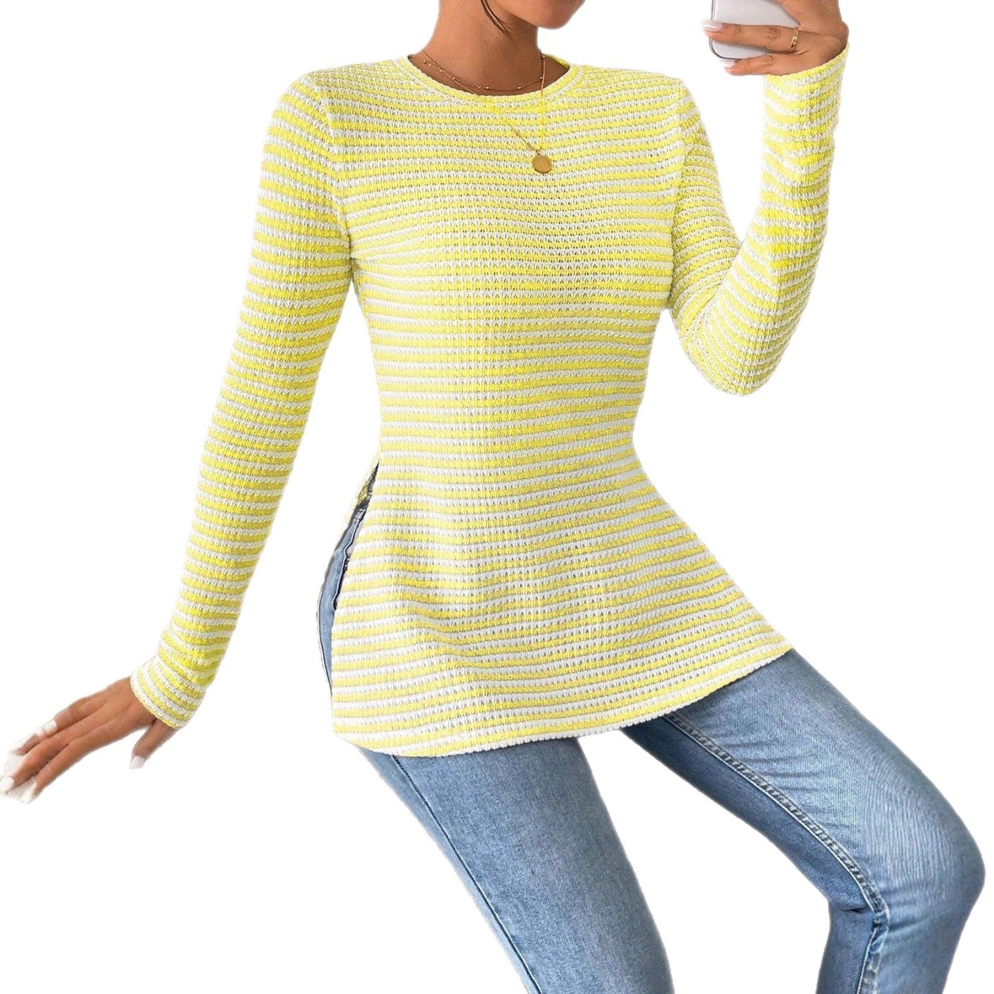Women's long-sleeved shirt with a modern knit pattern and side slits NOVAE