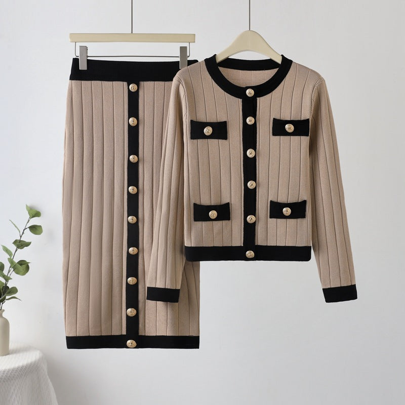 Women's stylish knit ensemble with decorative buttons and pockets NOVAE