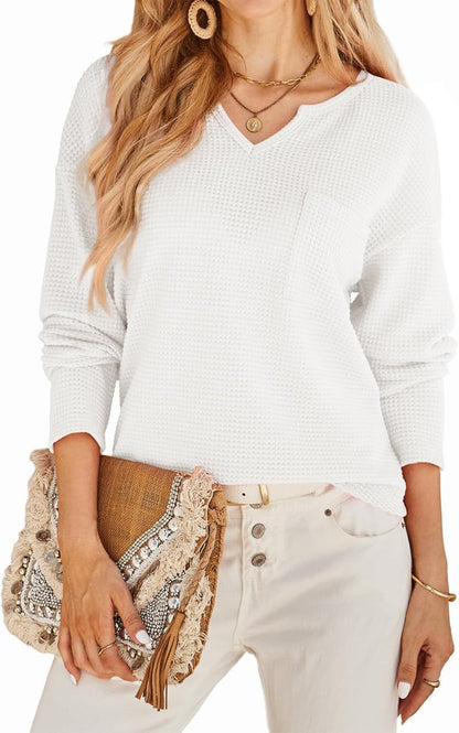 Women's waffle-textured pullover with deep V-neck and practical pockets NOVAE