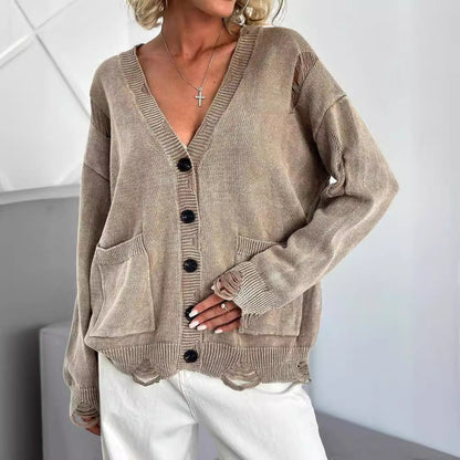 Women's casual oversized sweater with V-neck and pockets NOVAE