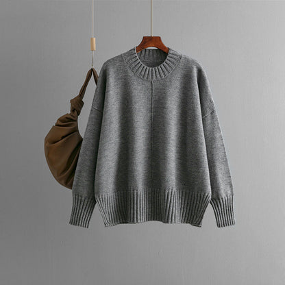 Women's Oversized Knit Sweater with Ribbed Cuffs NOVAE