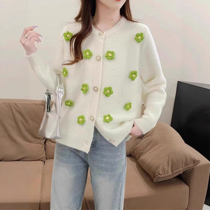Women's cardigan with delicate floral embroidery and pearl buttons NOVAE