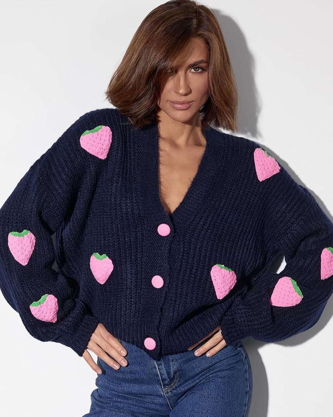 Women's cardigan with fruity appliqué design NOVAE