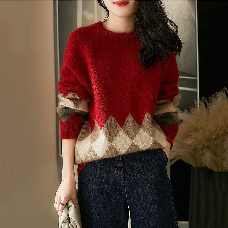 Women's casual knit sweater with a modern diamond pattern and soft material NOVAE