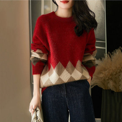 Women's casual knit sweater with a modern diamond pattern and soft material NOVAE