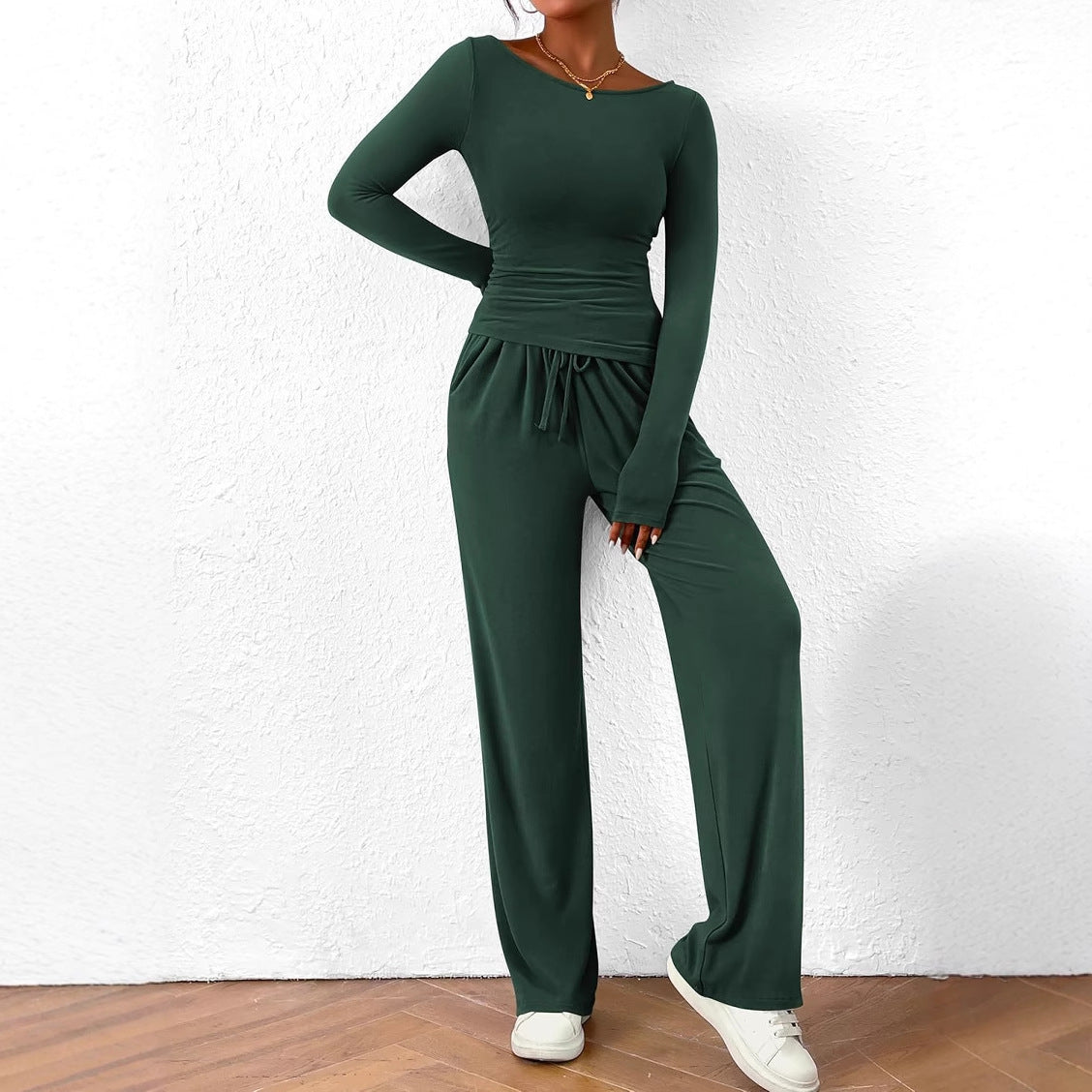 Women's elegant and comfortable lounge set with long sleeves and elastic waistband NOVAE