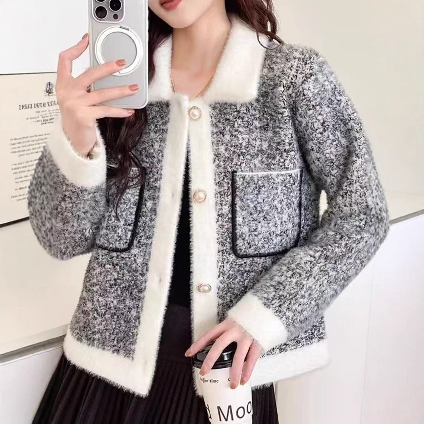 Women's Fluffy Cardigan with Contrasting Pockets and Collar NOVAE