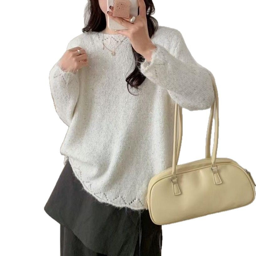 Women's fluffy knit sweater with shimmering accents and a relaxed fit NOVAE