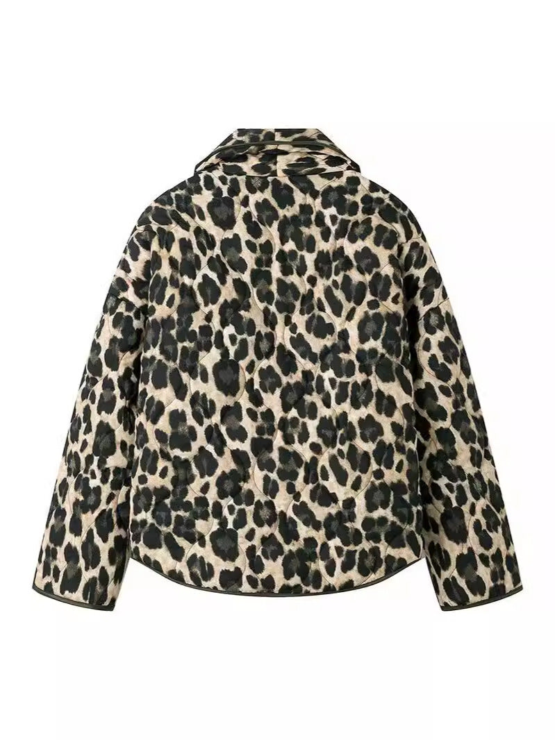 Women's fashionable leopard print jacket in a casual cut with practical pockets NOVAE