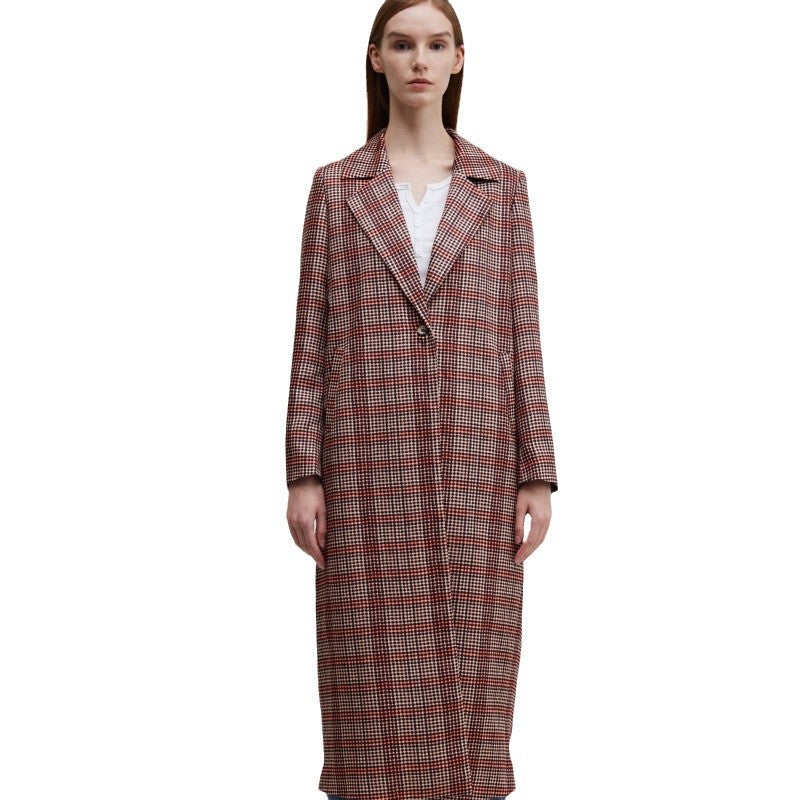 Women's elegant plaid coat with double button placket and relaxed cut NOVAE
