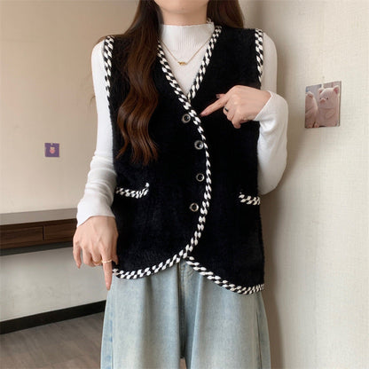 Women's vest with braided accents and button details NOVAE