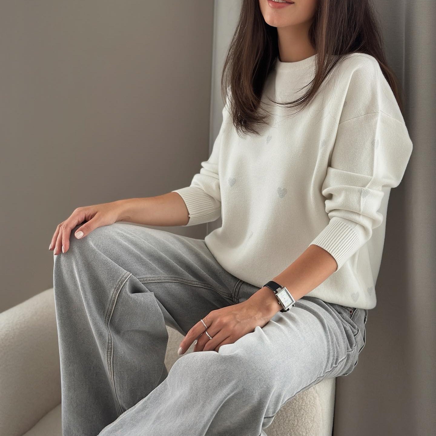 Women's autumnal knit sweater with heart pattern and comfortable cut NOVAE