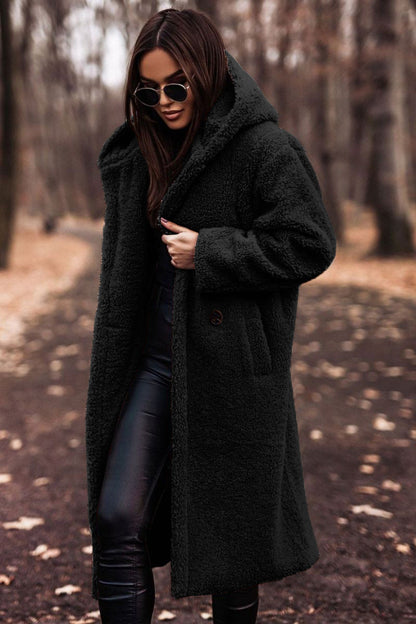 Women's teddy coat with a generous cut and practical pockets NOVAE