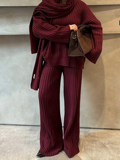 Women's wide-cut knit suit with elegant ribbed details NOVAE