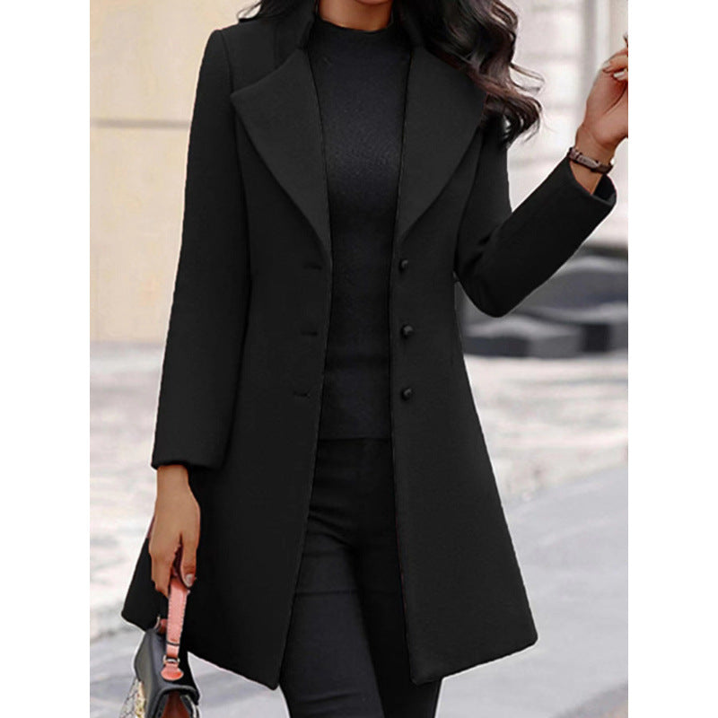 Women's elegant wool coat with a structured fit and double-button closure design NOVAE