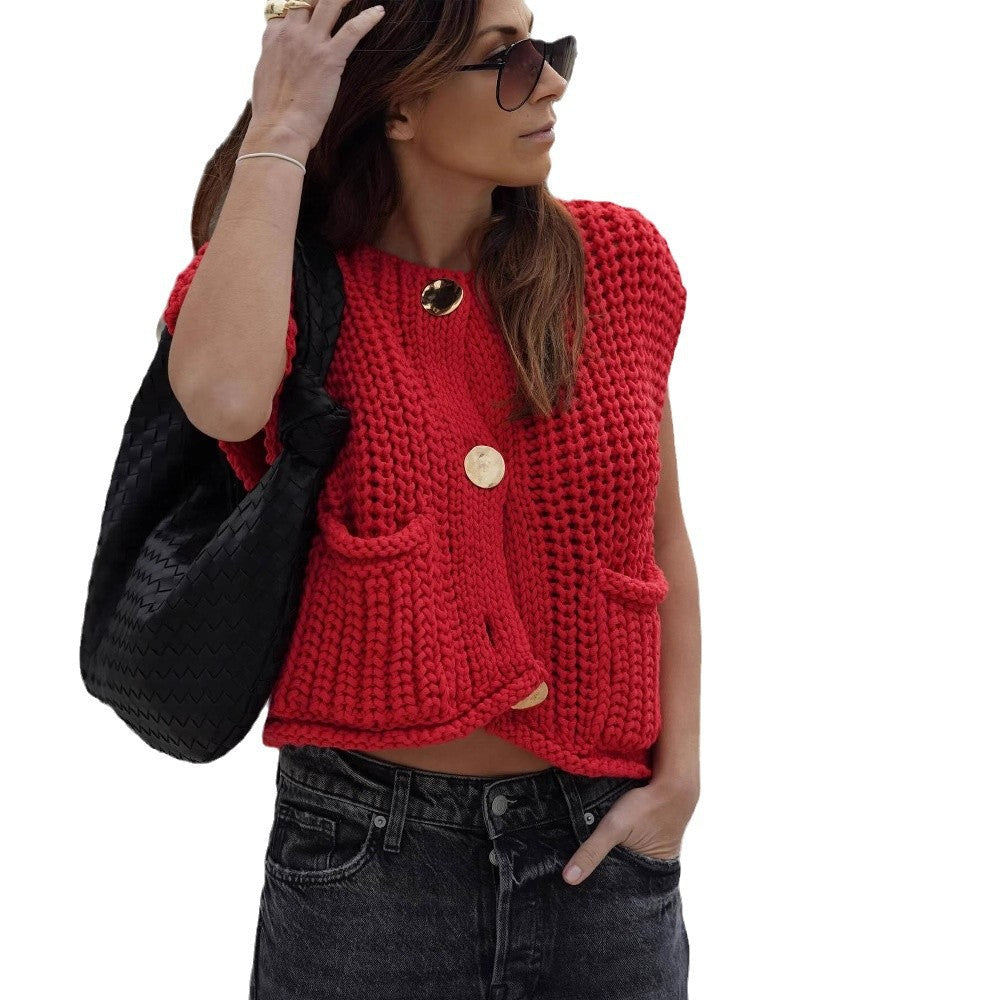 Women's knitted vest with decorative button closure NOVAE