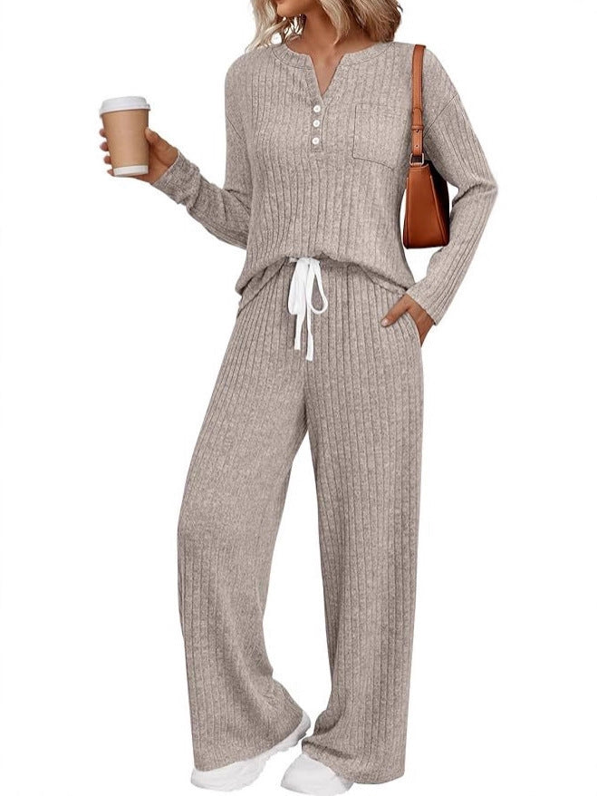 Women's Comfortable Knit Suit with a Relaxed Cut NOVAE