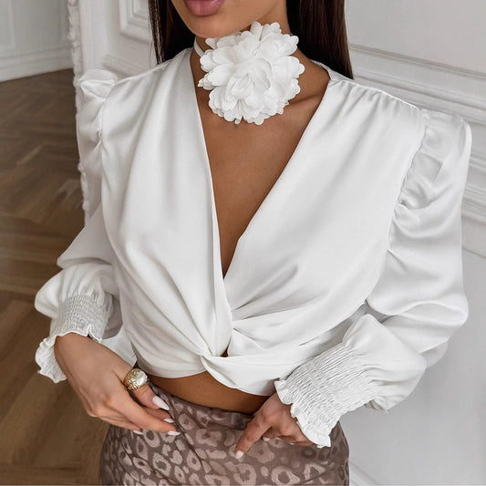 Women's elegantly cut blouse shirt with voluminous sleeves and button detail NOVAE