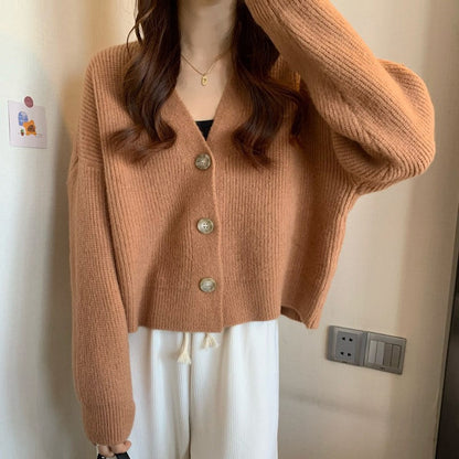 Women's Comfortable Knit Cardigan with Button Details and Fine Texture NOVAE
