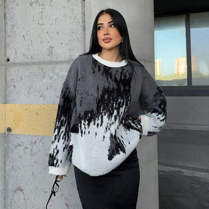 Women's cozy sweater with modern color gradient NOVAE