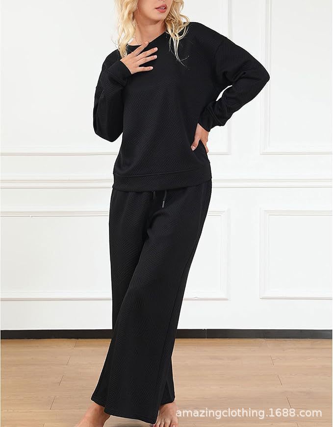 Women's leisure suit with elasticated waistband and geometric pattern NOVAE