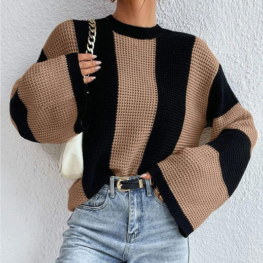 Women's fashionable sweater with a structured honeycomb pattern and wide sleeves NOVAE