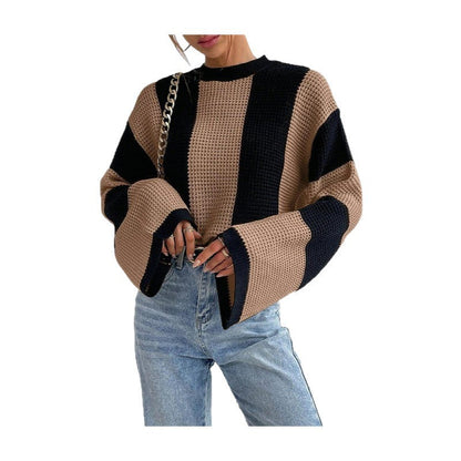 Women's fashionable sweater with a structured honeycomb pattern and wide sleeves NOVAE
